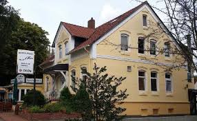 Geräumiges und modernisiertes haus mit anliegerwohnung in hannover, ledeburg. Haus Zum Verkauf 30629 Hannover Misburg Nord Waldstr 60 Mapio Net