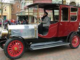 Disneyland Old Fashioned Car Old Fashioned Cars Classic Cars Olds