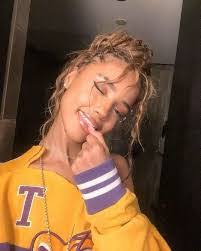 Elsy Villatoro's Instagram, Twitter & Facebook