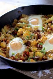 Skillet Baked Eggs With Potatoes And Bacon Potato And Egg Recipe Breakfast Recipes Kids Breakfast Skillet Recipes