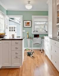 And while revere pewter is part of benjamin moore's historical collection, it is right at home with more modern decor styles as well. Neutral Benjamin Moore Kitchen Colors