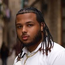 Luis Hernandez's Instagram, Twitter & Facebook