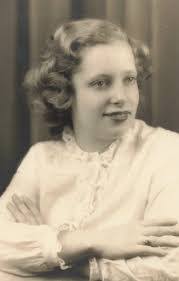 Brittany Buckley's Instagram, Twitter & Facebook