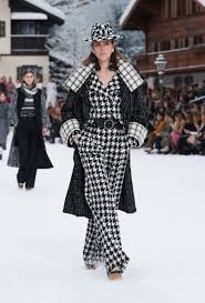 Pret A Porter Automne Hiver 2019 20 Look 7 Chanel Idees De Mode Fashion Week Paris Fashion Week