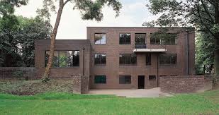 View all hotels near museum haus lange & museum haus esters on tripadvisor Haus Lange Und Haus Esters In Krefeld Wieder Eroffnet Bauhandwerk