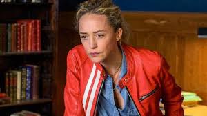 Helene de fougerolles attends 'les nuits en or 2015'hosted by academie des cesar at unesco in helene de fougerolles attends fashion dinner for aids at pavillon d'armenonville on january 28. The Leather Jacket Orange With White Stripes Helen Bach Helene De Fougerolles In Balthazar S02e08 Spotern