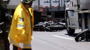 Los reportes señalan que vuoso abandonó el lugar de los hechos pues, presuntamente, iba a exceso de velocidad D8ije7zu43ikhm