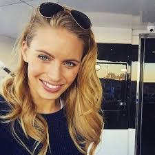 Veronica Hartwell's Instagram, Twitter & Facebook