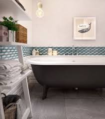 En créant des frises on vient à la fois donner une touche de déco personnalisée et unique à sa salle de bains, mais également créer des lignes de fuite, verticales ou horizontales. Comment Disposer Sa Faience Dans Sa Salle De Bain