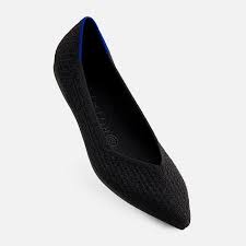 Black And White Pointed Toe Flats Everyday Flats Comfortable Flats Perfect For Everyday Wear Rothy S Pointed Toe Flats Toe Flats Perfect Shoes