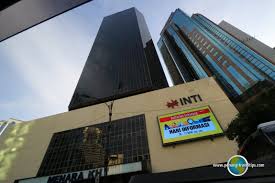 Tầng quan sát của menara kl nằm ở độ cao 276 mét, cao hơn ít nhất 100 mét so với skybridge của tháp đôi petronas. Menara Kh Kuala Lumpur Kuala Lumpur Travel Kuala Lumpur High Rise Building