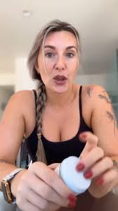 Raw honey has so many benefits for the skin 🍯🐝 #tallow #tallowbalm  #moisturizer #bigpharma