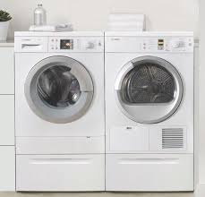 This washing machine with the honeycomb shaped inner tub can load 11lbs laundry at one time which is big. Little Giants Compact Washers And Dryers Remodelista Compact Washer And Dryer Compact Washer Compact Washing Machine