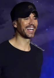 behind the scenes w/ @iamchino__ 🎤🎧… #TAMOBIEN @enriqueiglesias