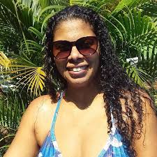 Aí meu Jesus, não aguentei e chorei, tanto garoto novo se perdendo nas  drogas, assaltando gente indefesa, minha filha mesmo ,roubaram o celular  dela,tanto suor pra comprar, e esse rapaz com uma