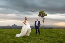 Sunshine Coast Wedding Photographer 047 Book Tom Hall Photography Today To Photograph Your Very Special Su Coast Wedding Wedding Photographers Wedding Pictures