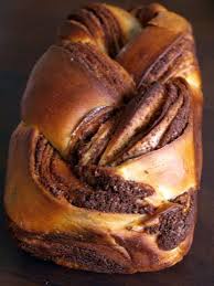 Brioche Tressee Feuilletee A La Noisette Et Au Chocolat Cookismo Recettes Saines Et Faciles Recettes De Cuisine Alimentation Brioche Tressee