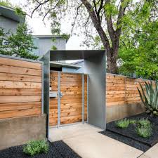 Next we focus on metal fencing, from clever corrugated options to enhancements for chain link fencing. Modern Fence Ideas Houzz