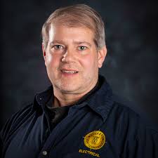 James Kostusak's 'undetermined' death has family, widow at odds