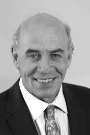 Elaine Marchand's Instagram, Twitter & Facebook