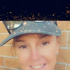 A Flicker In Shadow : Riley, Shannon: Amazon.com.mx: Libros