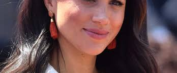 Ce lundi 22 février, comme le relate le tabloïd britannique the mirror, meghan markle et le prince harry mettent en avant leur podcast archewell audio, produit en. Meghan Markle Enceinte Pourquoi Elle A D Abord Cache Sa 2e Grossesse Gala