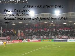 Der sportklub sturm graz (durch ein sponsoring offiziell sportklub puntigamer sturm graz), kurz sk sturm graz oder einfach nur sturm graz, ist ein fußballverein aus der steirischen landeshauptstadt graz. Lask Sk Sturm Graz 28 11 2009 Gugl Stadion Linz