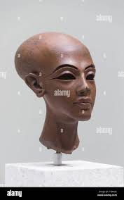 Ancient egyptian artwork hi-res stock photography and images