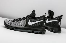 Nike Zoom Kd 9 Mic Drop 843392 010 Nike White Nikes Air Max Sneakers