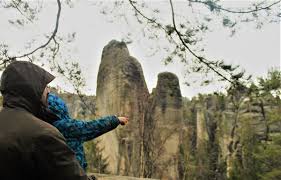 Schließlich ist wandern hier ein wahrer volkssport! Wandern In Der Adersbach Weckelsdorfer Felsenstadt In Tschechien Tapir Blog