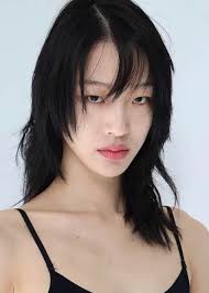 모델 최소라 남편 이코베가 화제다.이코베는 지난 2019년 모델 최소라와 결혼한 인물이다. ëª¨ë¸ ìµìë¼ ë°ë¦¬ì ë¹ê³µê° ê²°í¼ì ìì  9ì¼ ì¶êµ­