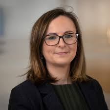 Rachel Devine's Instagram, Twitter & Facebook