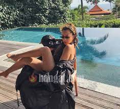 4 princess datin ezurin pictures. Hot Mama Datin Ezurin Khyra Seksi Berbikini Di Pulau Phuket