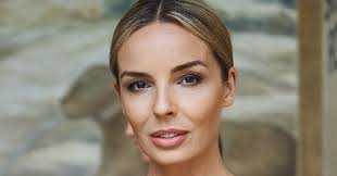 Agnieszka włodarczyk w zaawansowanej ciąży wzięła udział w wyjątkowej sesji. Agnieszka Wlodarczyk Znow Jest Zakochana Jej Nowy Partner To Znany Piosenkarz Viva Pl