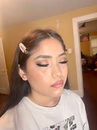 TUMAKEUP la ayudó a cumplir su sueño de ser maquilladora