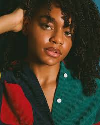 𝓣𝔂𝓻𝓪 𝓛𝓮𝓮