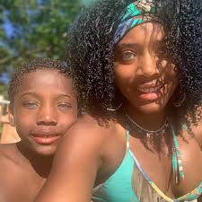 Pool side with my heartbeat 💓 @omereandskylar in my @fashionnova fit