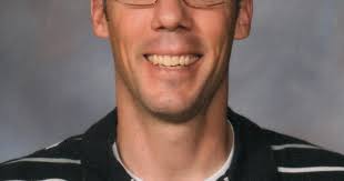 High school counselor recalls time served in Kuwait