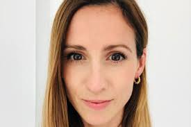 Jess Bird's Instagram, Twitter & Facebook