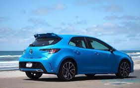 Corolla becomes exclusively a hybrid range in the uk with the discontinuation of the 1.2t turbo petrol engine. 2019 Toyota Corolla Hatchback 5 Things You Should Know Slashgear