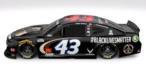 Nascar racing experience is the official nascar driving experience • drive a real nascar race car that's been race driven by nascar superstars. Nascar Driver Bubba Wallace Set To Drive Car With Blacklivesmatter Paint Scheme At Wednesday Race