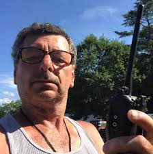 How to contact FedEx for a real human conversation