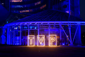 A simple logo animation for the persian television channel tvp1 used as a transition between regular program and commercial breaks. 1 4 Mld Zl Na Misje W Tvp1 I Tvp2 170 Mln Zl W Tvp Info