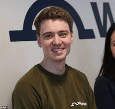 Nicholas john blair, né le 6 décembre 1985 ; Euan Blair S Apprenticeship Venture Nets A Cool 10 Million News Dome