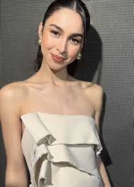 Julia Barretto promotes 'less, but better' philosophy via her beauty brand  'Bee Bee'