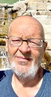 Kathy Spratt's Instagram, Twitter & Facebook