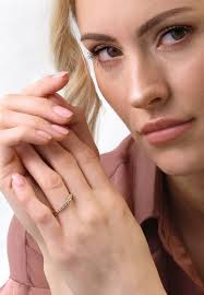 NANA KAY Fingerring NANA KAY Gold, mit farblosem Stein, Ring aus 375er Gold