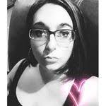 Erselle Degraw's Instagram, Twitter & Facebook