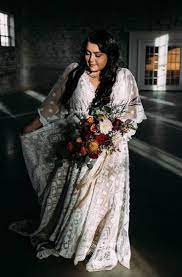 6 Gorgeous Affordable Plus Size Boho Wedding Dresses Fly By Night Wedding Plus Wedd In 2020 White Bridesmaid Dresses Boho Wedding Dress Lace Perfect Wedding Dress