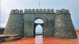 Bombay HC stays demolition at Vishalgad ...